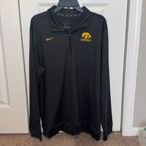 Nike 1/4 zip Iowa Hawkeye Hawkeye football